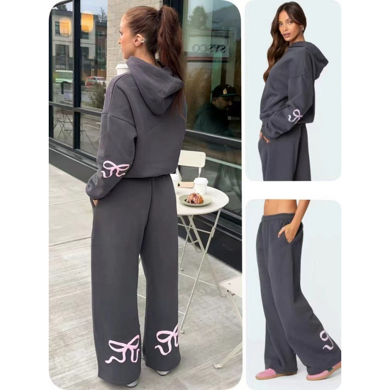 Loose-Fit Printed Sweater Set