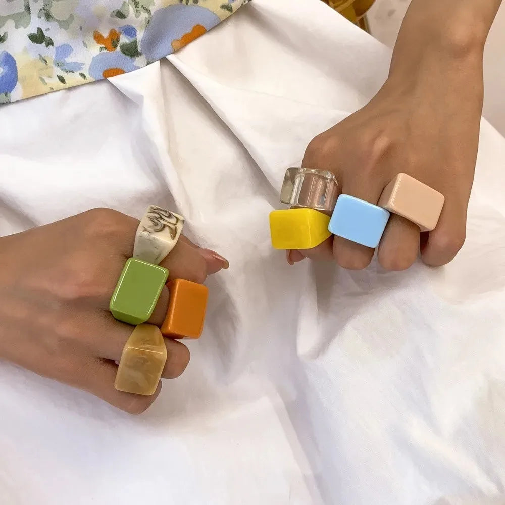 Hot Sale 2025 Temperament Fashion Colored Acrylic Ring New Simplicity Women Girl Lady Ring Trendy Resin Geometric Square Ring